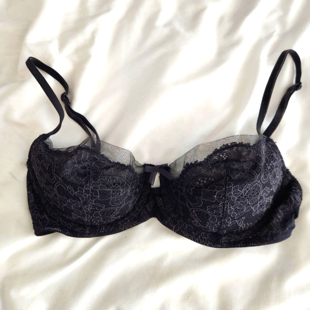 Victoria's Secret Dream Angels Lace Balconet Bra